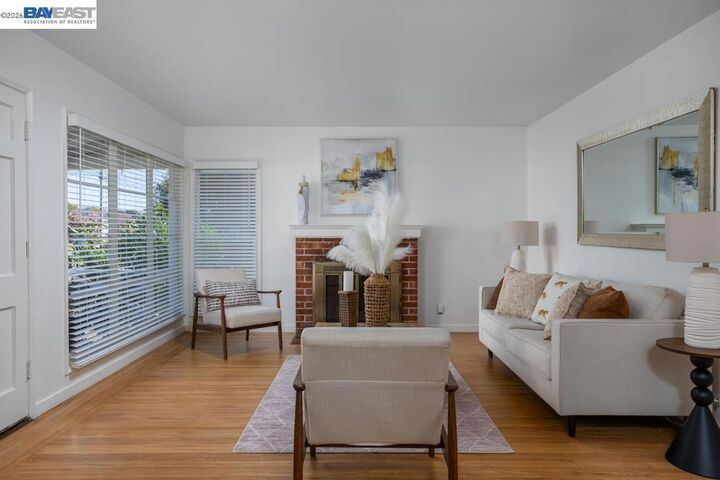 Property Photo:  2223 Lessley Ave  CA 94546 