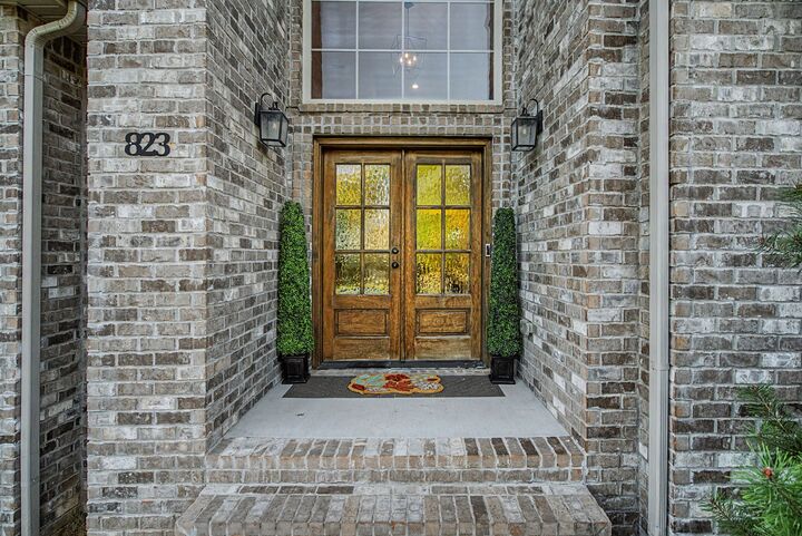 Property Photo: 823 Shady Bluff Trl TN 37043