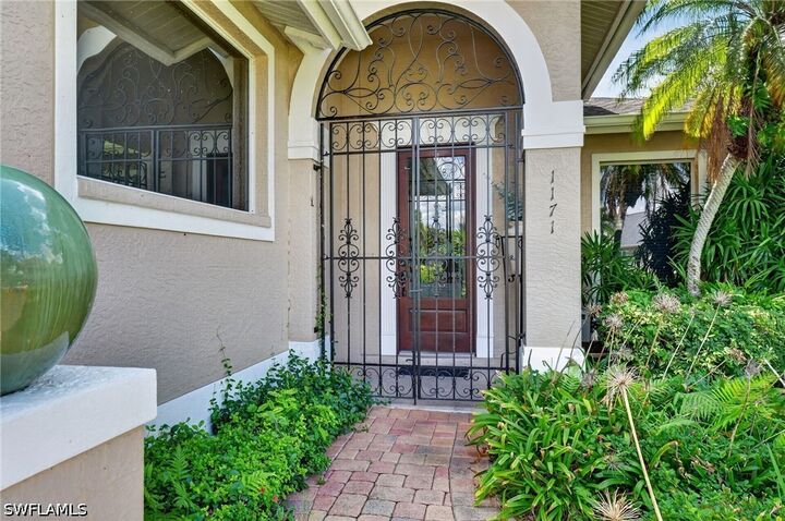 Property Photo:  1171 Imperial Drive 50  FL 34110 