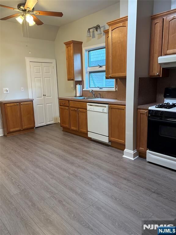 Property Photo:  168 Boiling Springs Avenue 1  NJ 07073 