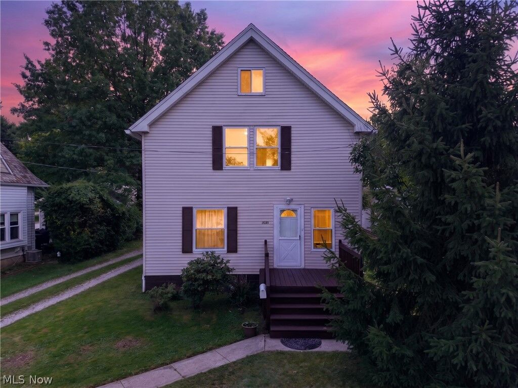 Property Photo:  19289 Westwood Drive  OH 44149 