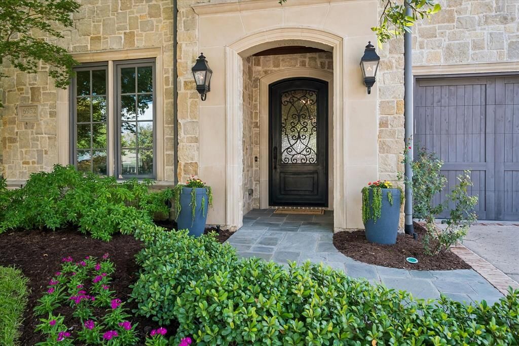 Property Photo:  6952 Kenwood Avenue  TX 75214 