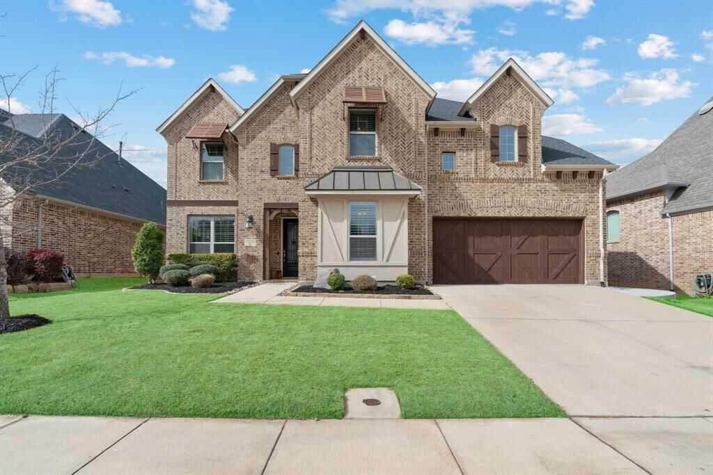 Property Photo:  10920 Autumn Leaf Court  TX 76226 