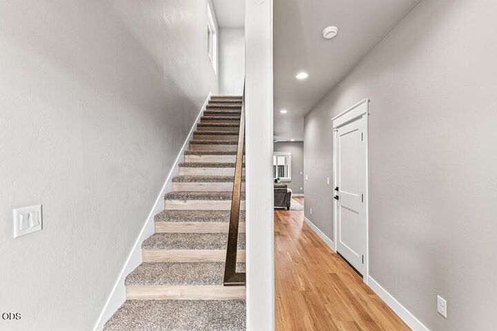 Property Photo: 7422 Denman OR 97503