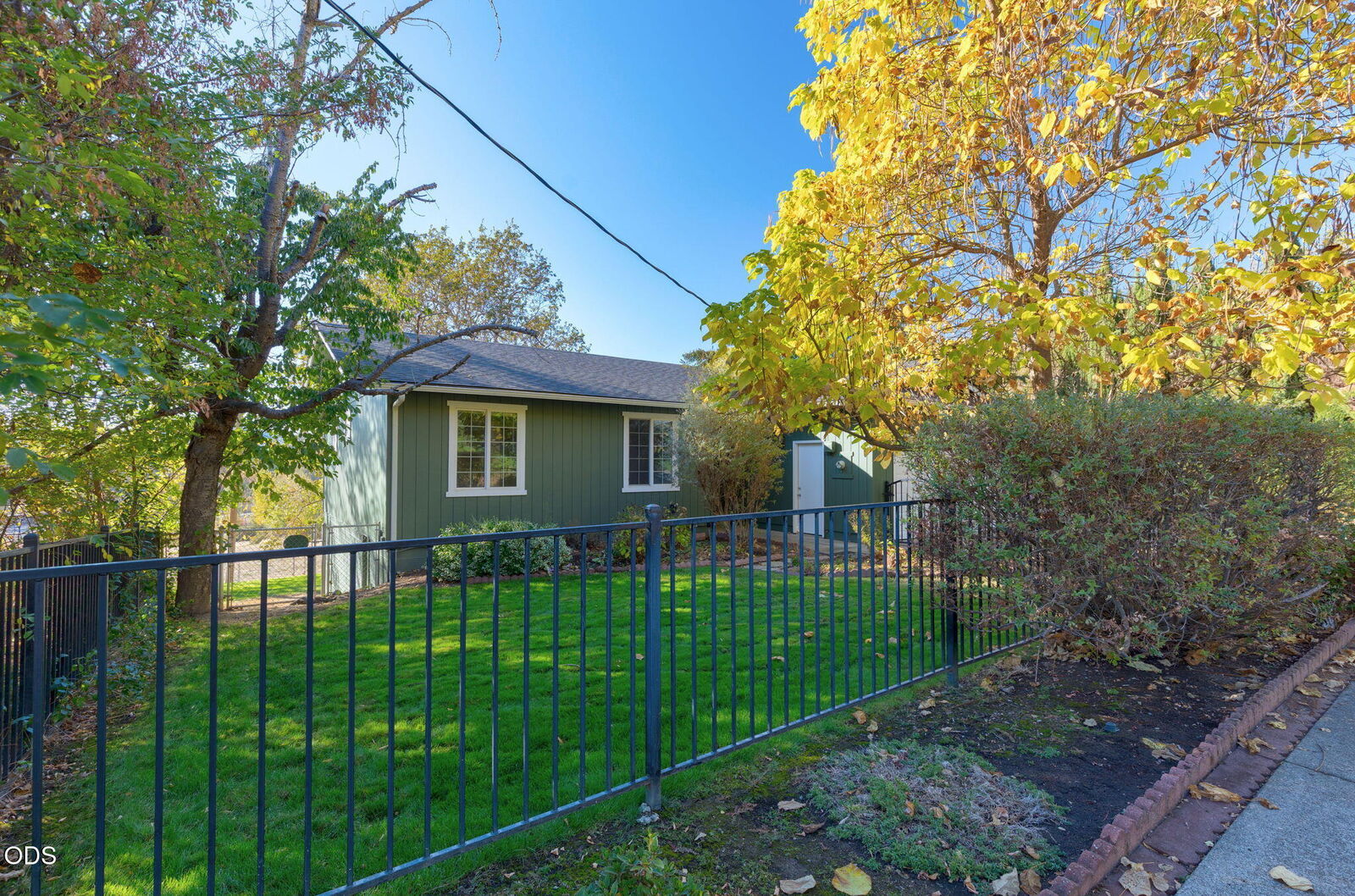 Property Photo:  1802 NE Beacon Drive  OR 97526 