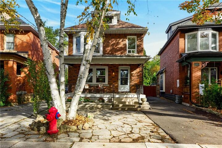 Property Photo:  28 North Oval  ON L8S 3Y6 