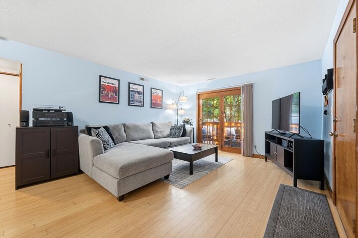 Property Photo:  371 Aiken Ave 10  MA 01850 