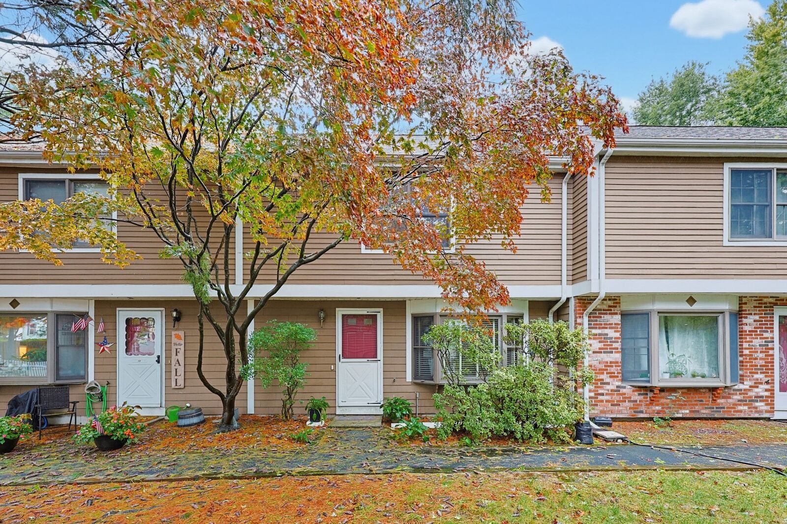 Property Photo:  14 Anderson Way 14  MA 02148 