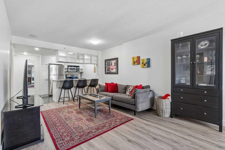 Property Photo:  1110 11 Street SW 701  AB T2R 1S5 