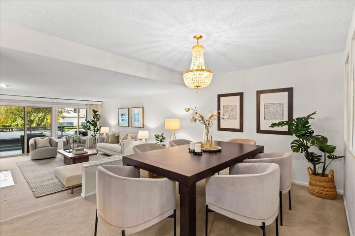 Property Photo:  200  James Street 102  WA 98020 