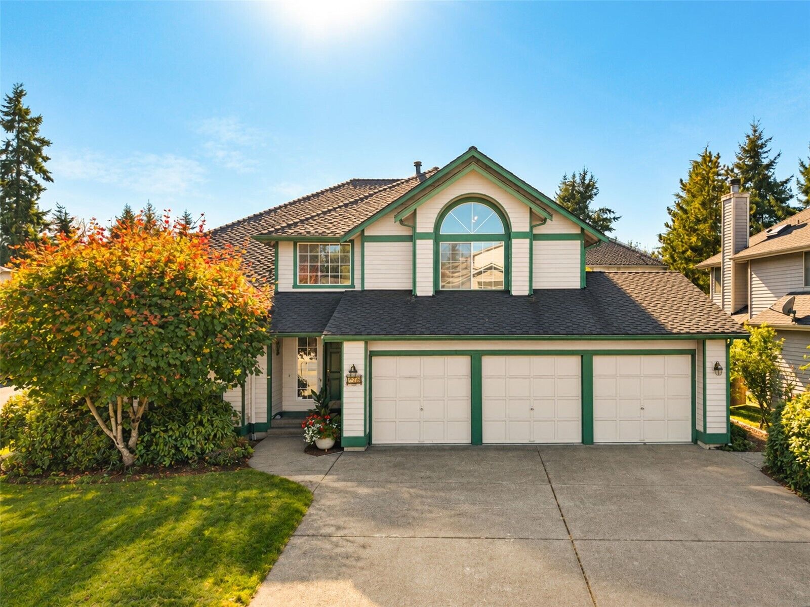 Property Photo:  709 SW 323rd Street  WA 98023 