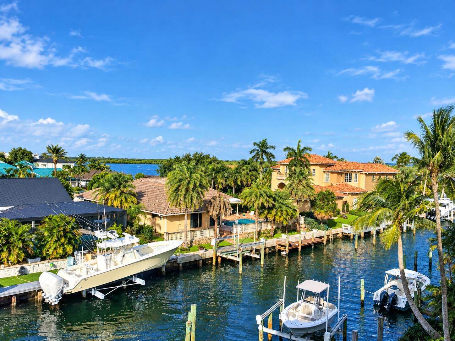 Property Photo: 109 Paradise Harbour Boulevard 412 FL 33408