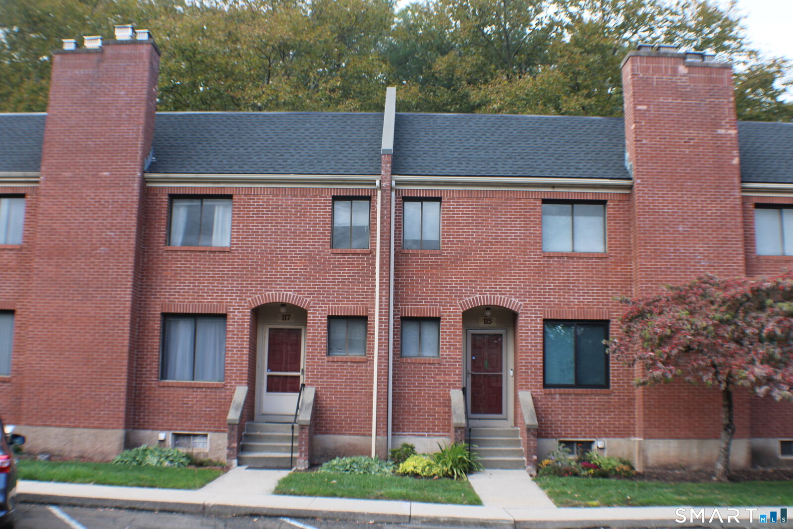Property Photo: 465 Mix Avenue 117 CT 06514