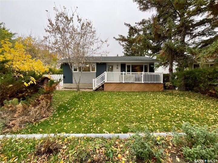 Property Photo:  55 Walden Crescent  SK S4N 1L1 