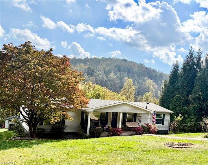 Property Photo:  275 Price Road  NC 28654 
