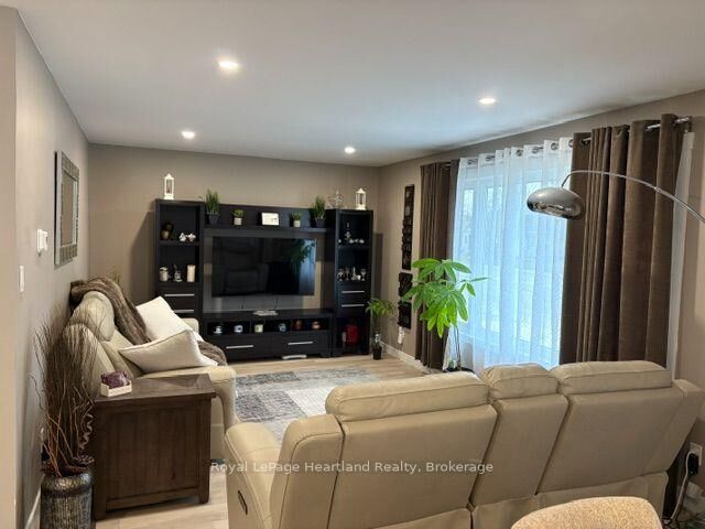 Property Photo:  153 Bayfield Road  ON N7A 3G2 