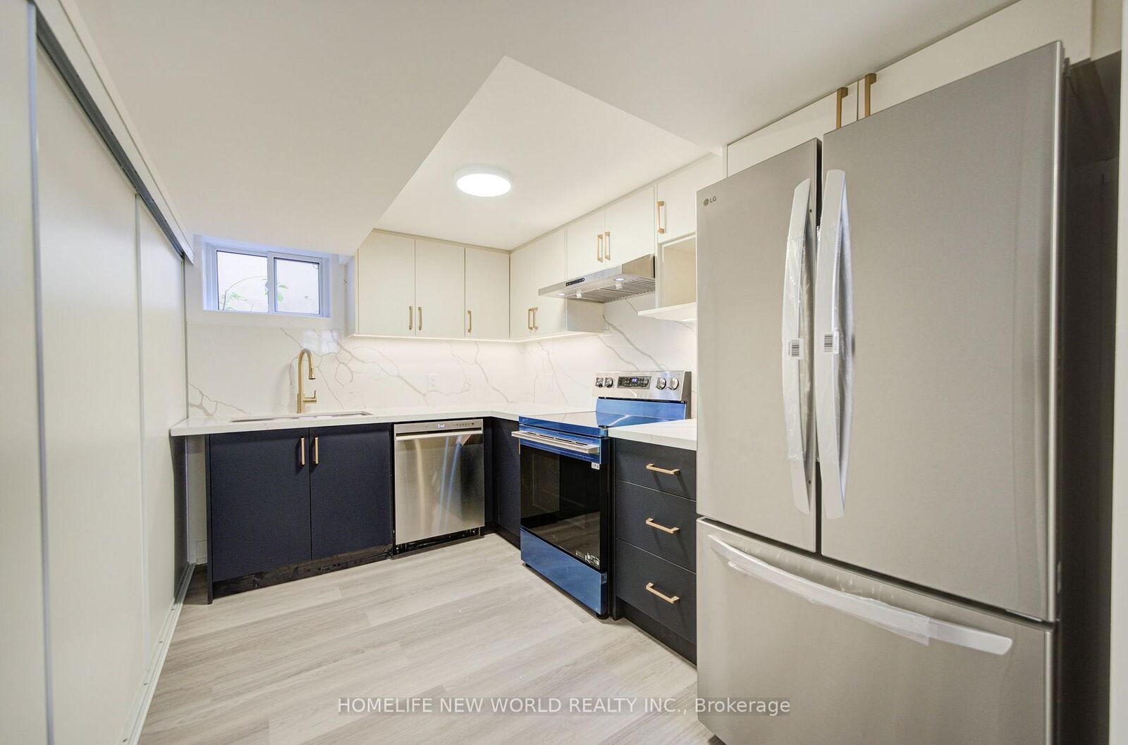 Property Photo:  88 Ellendale Drive Basement  ON M1P 1N5 