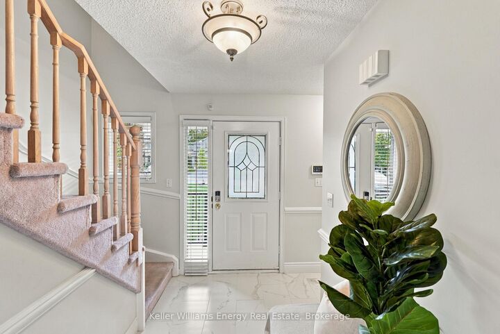 Property Photo:  20 Caleche Avenue  ON L1E 3A3 
