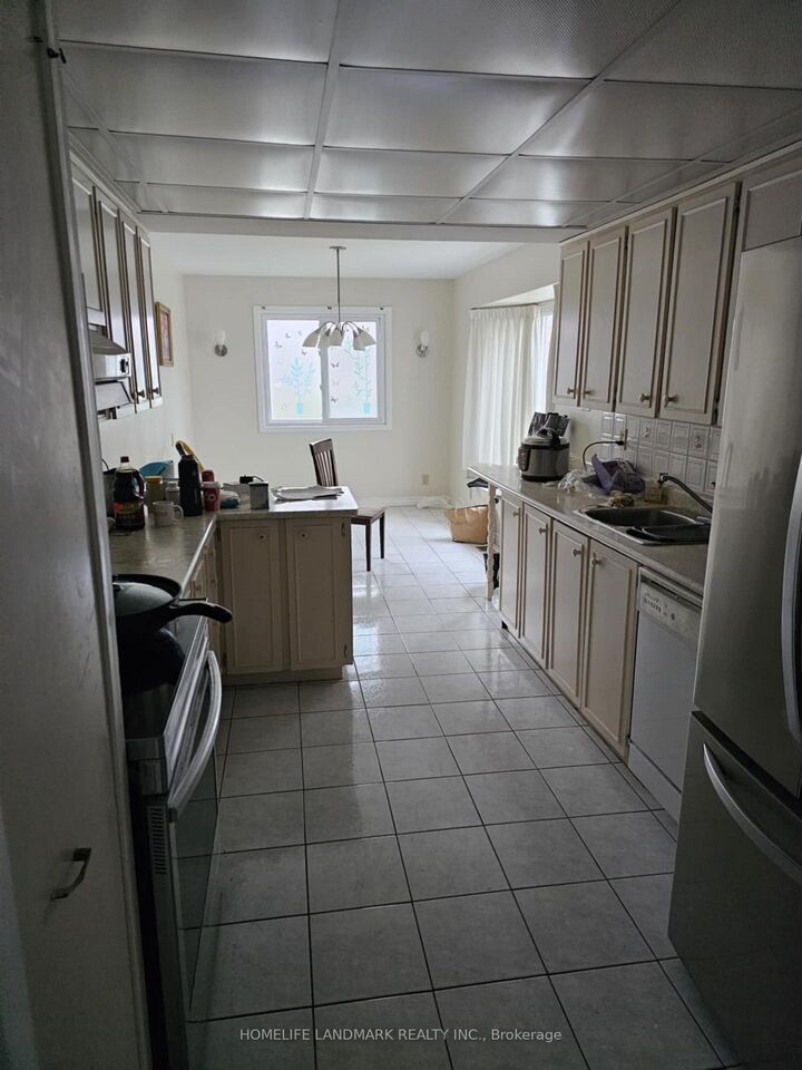Property Photo:  775 Huntingwood Dr Huntingwood Drive Main Floor Unit  ON M1T 2L5 