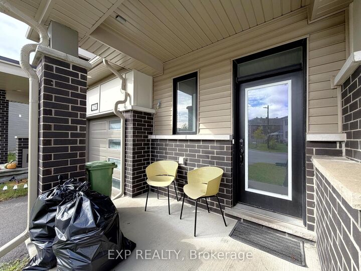 Property Photo: 27 Bermondsey Way ON K2S 2Y7