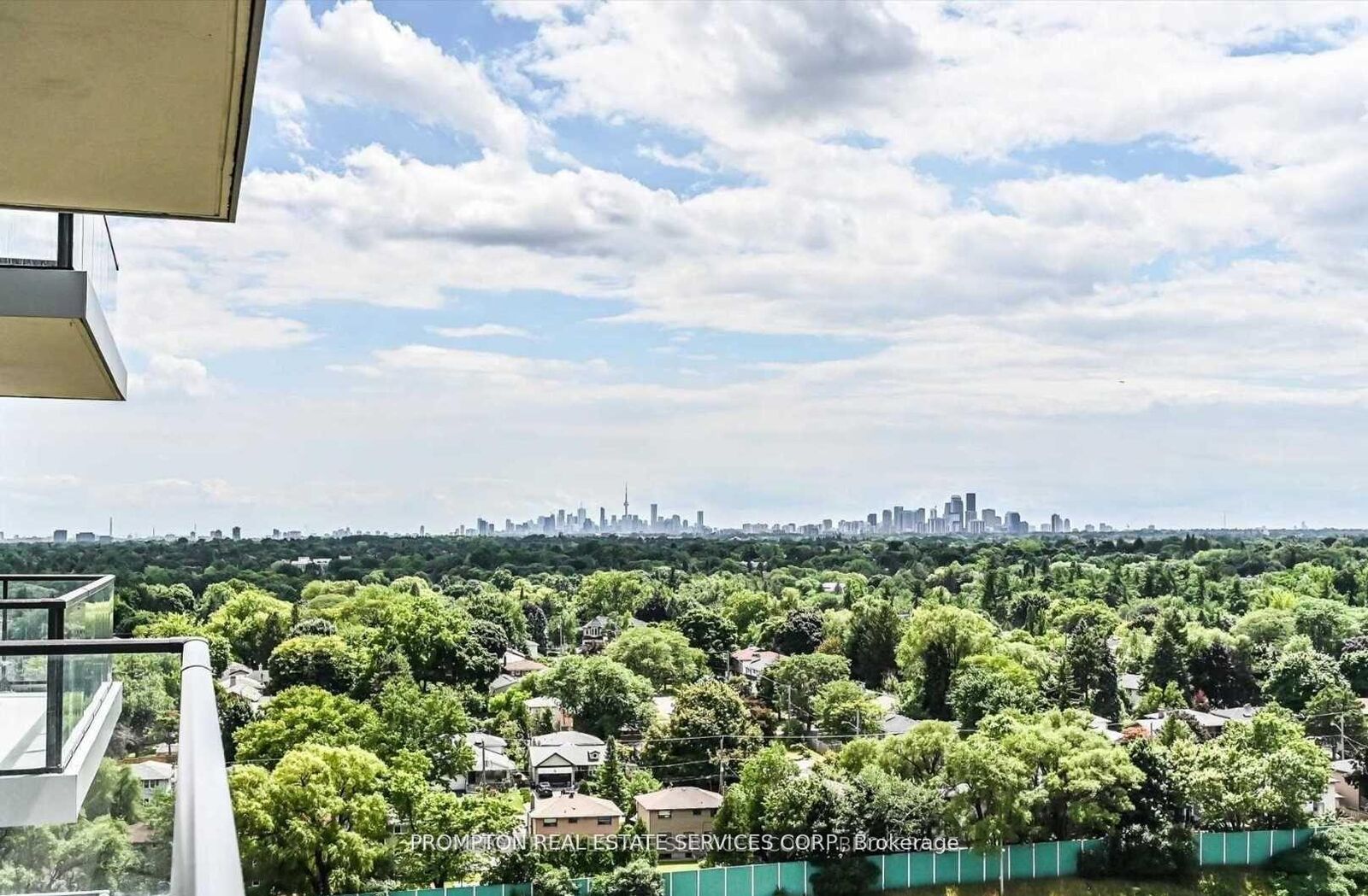 Property Photo: 95 McMahon Drive 1706 ON M2K 0H1
