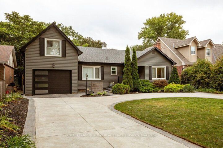 Property Photo:  977 Long Drive  ON L7T 3K2 