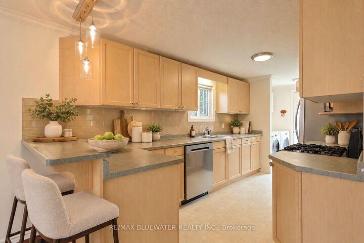 Property Photo:  288 Concord Drive  ON N0M 1T0 