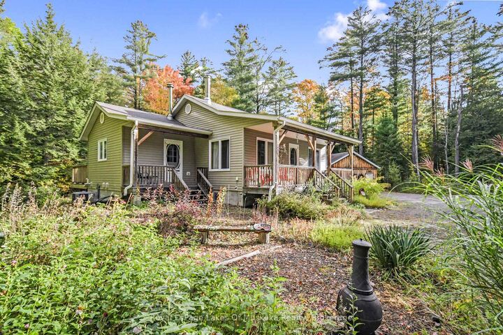 Property Photo:  2726 Old Muskoka Road  ON P0B 1M0 