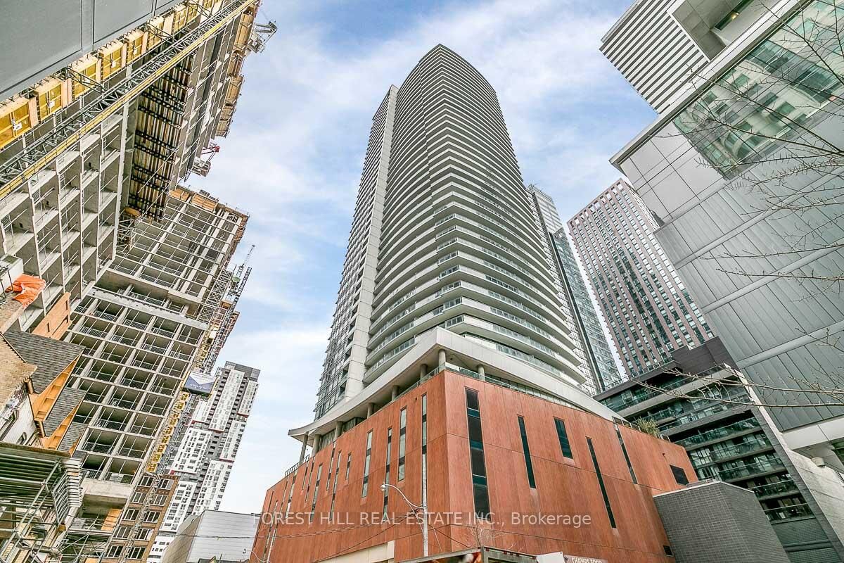 Property Photo:  21 Widmer Street 1003  ON M5V 0B8 