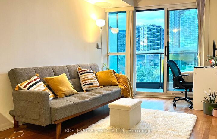 Property Photo:  231 Fort York Boulevard 618  ON M5V 1B2 
