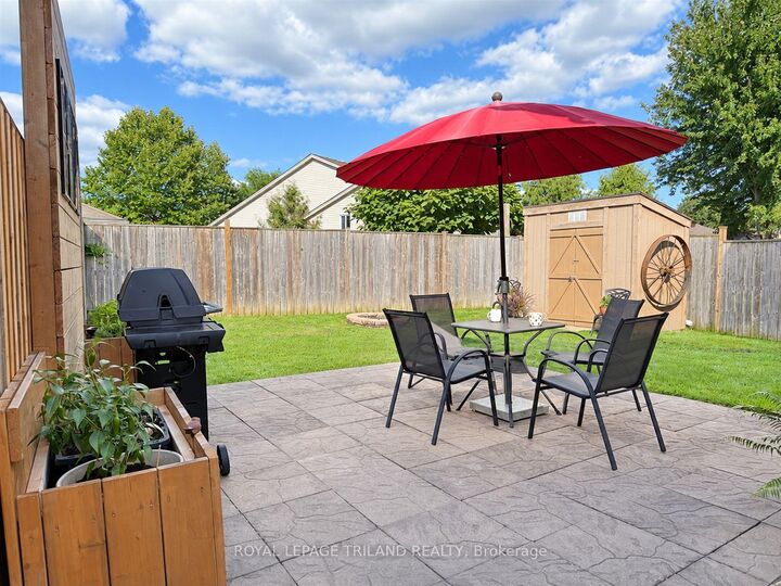 Property Photo:  87 Pine Valley Drive  ON N5P 1E2 