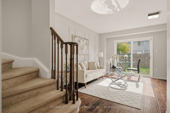 Property Photo:  54 Duncan Avenue  ON N3T 5L5 
