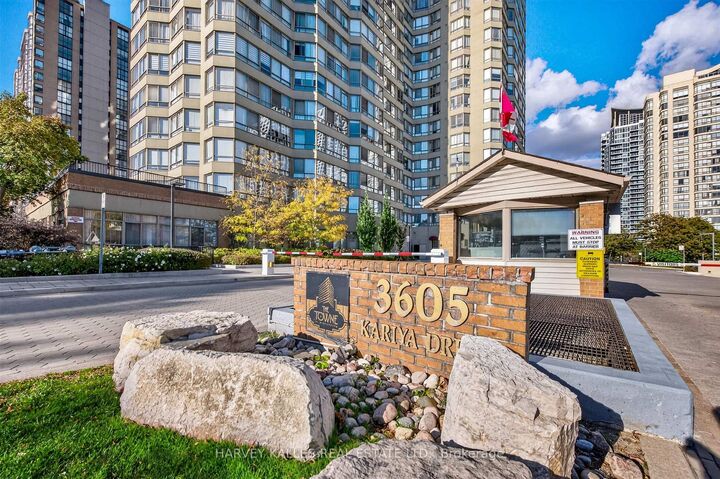 Property Photo:  3605 Kariya Drive Ph4  ON L5B 3J4 
