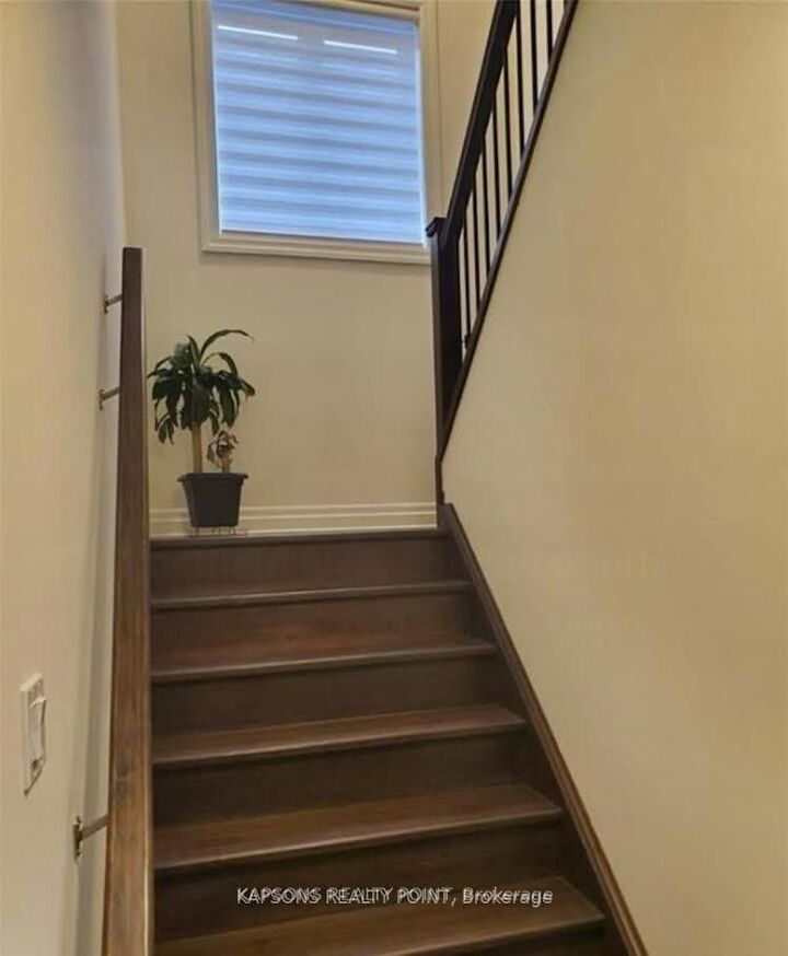Property Photo:  2579 Sheffield Boulevard 21  ON N6M 0G4 