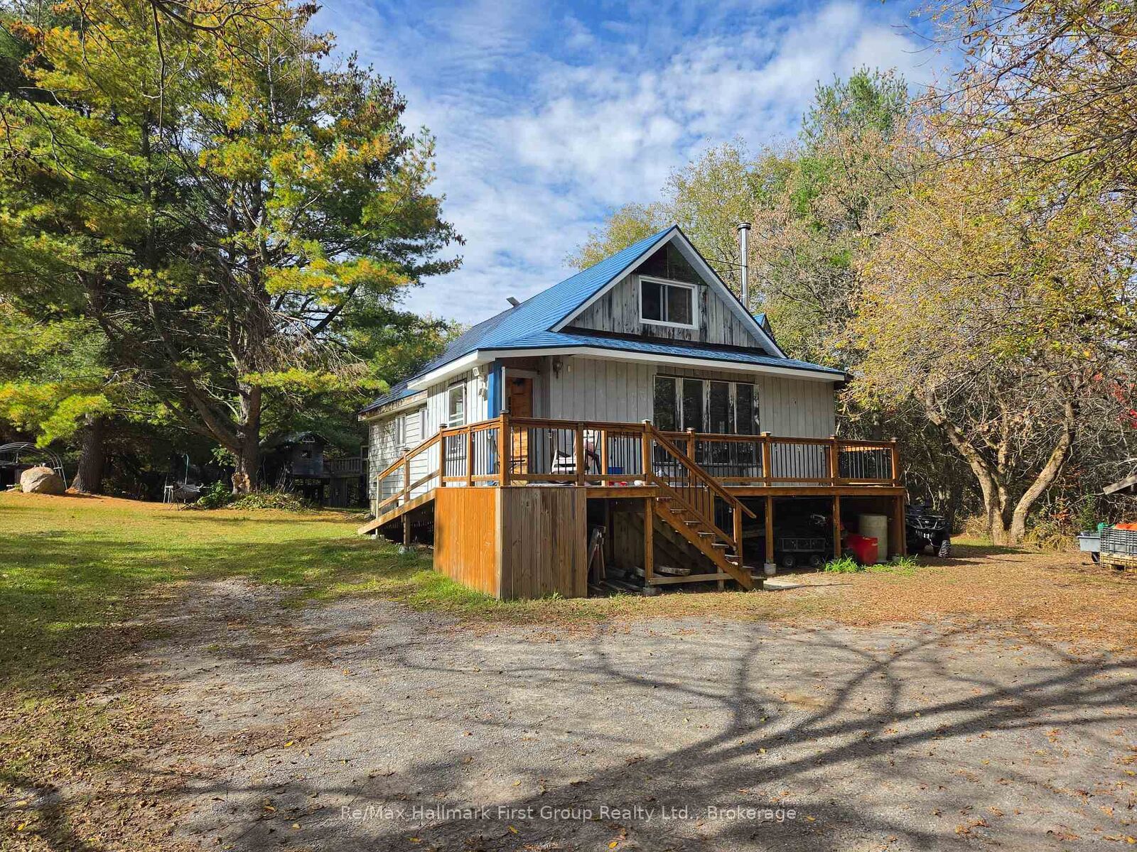 Property Photo:  4592 10th Line N/A  ON L0A 1G0 