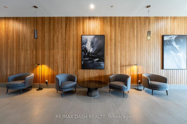 Property Photo: 1007 The Queensway Avenue 621 ON M8Z 0H4