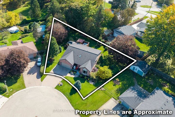 Property Photo:  252 Mill Pond Crescent  ON N7G 3R1 