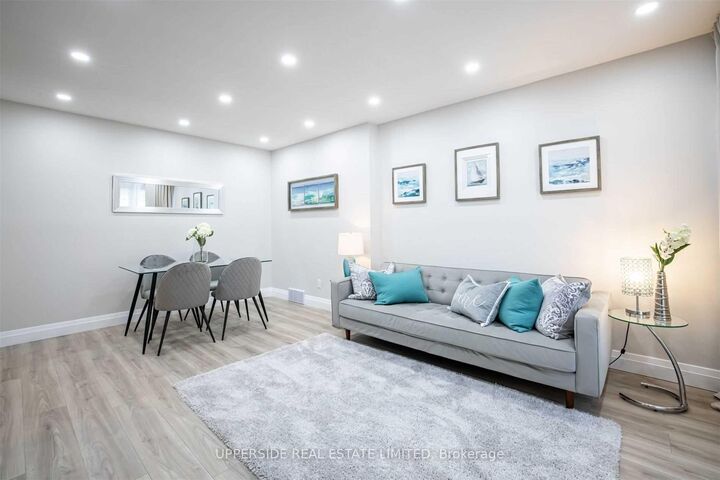 Property Photo:  151 Parnell Road 62  ON L2M 3S4 