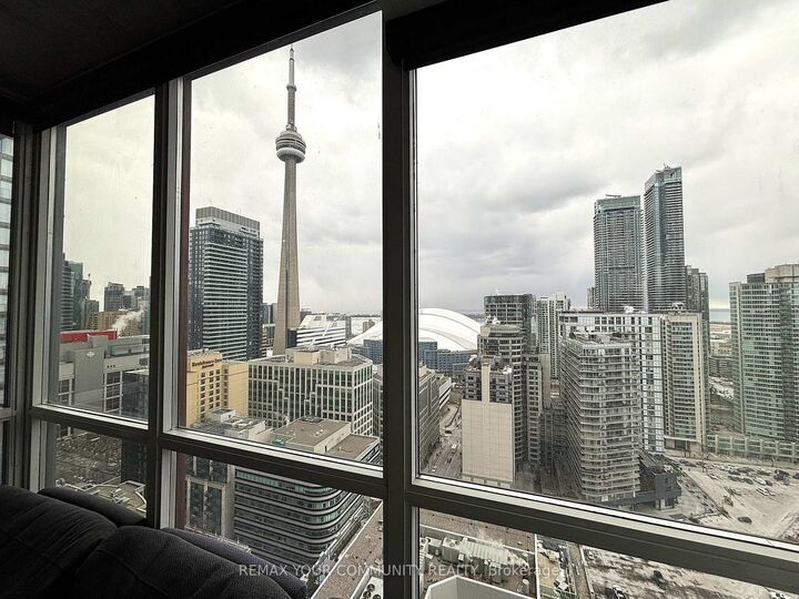 Property Photo:  88 Blue Jays Way U2707  ON M5V 0L7 