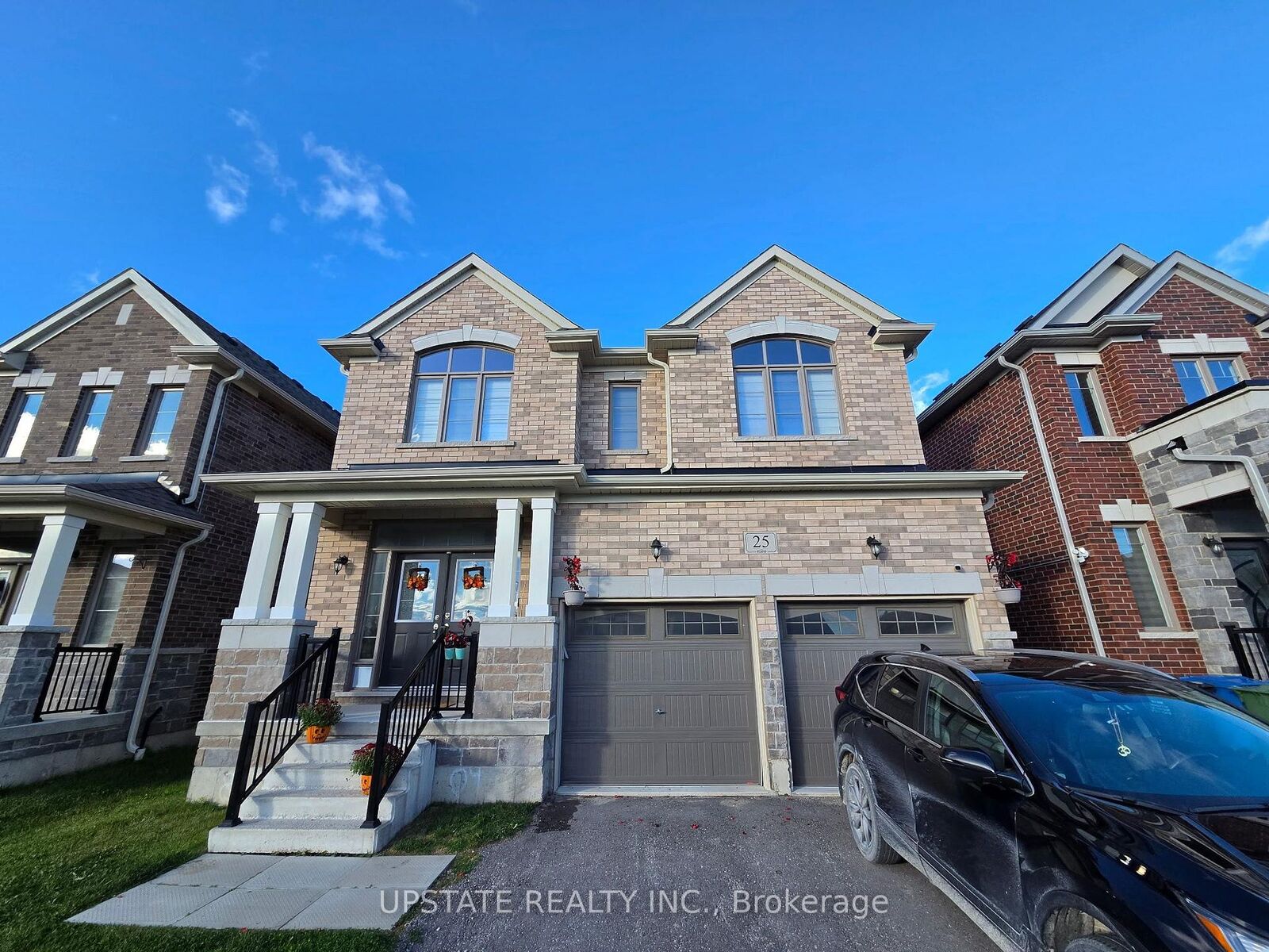 Property Photo:  25 Doc Lougheed Avenue  ON N0C 1B0 
