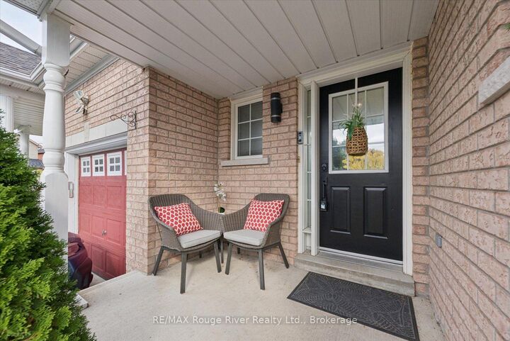 Property Photo:  50 Treen Crescent  ON L1R 3C8 