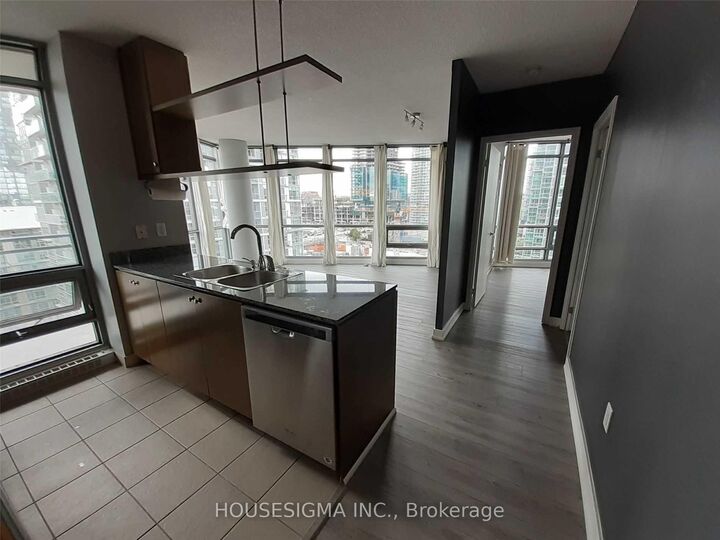 Property Photo:  3 Navy Wharf Court 1203  ON M5V 3V1 