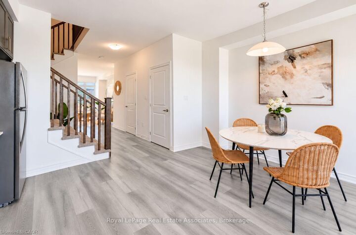 Property Photo:  120 Court Drive 17  ON N3L 0N2 