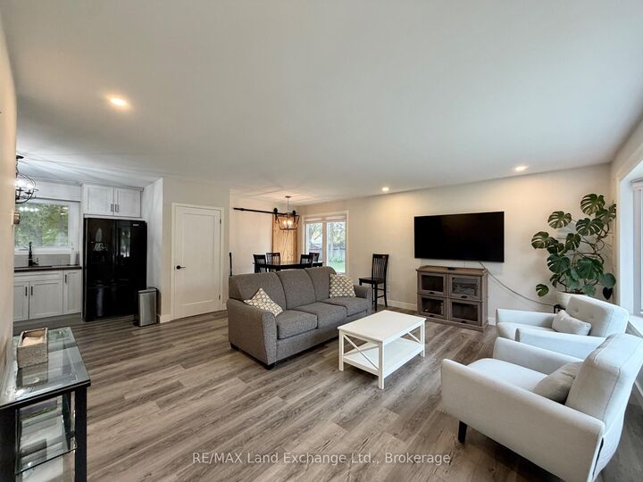 Property Photo:  622 River Street  ON N0H 2C3 