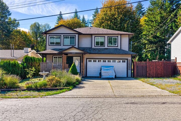 Property Photo:  120 Lake Park Rd  BC V0R 2G0 
