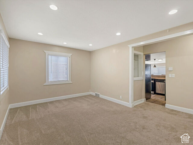 Property Photo:  805 N Oakley St W  UT 84116 