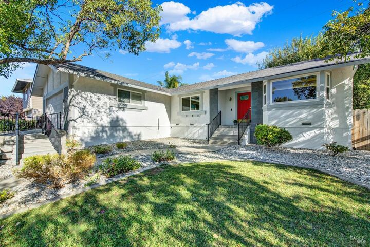 Property Photo:  137 Seneca Way  CA 95688 