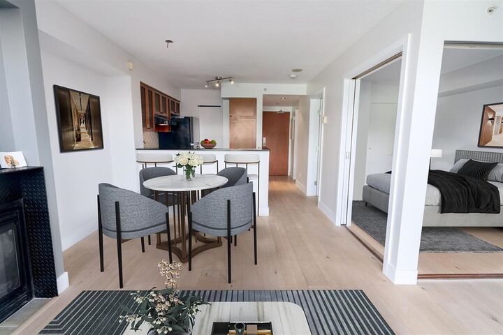 Property Photo:  55 Alexander Street 204  BC V6A 1B2 