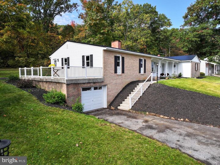 Property Photo: 122 Evergreen Drive PA 15522