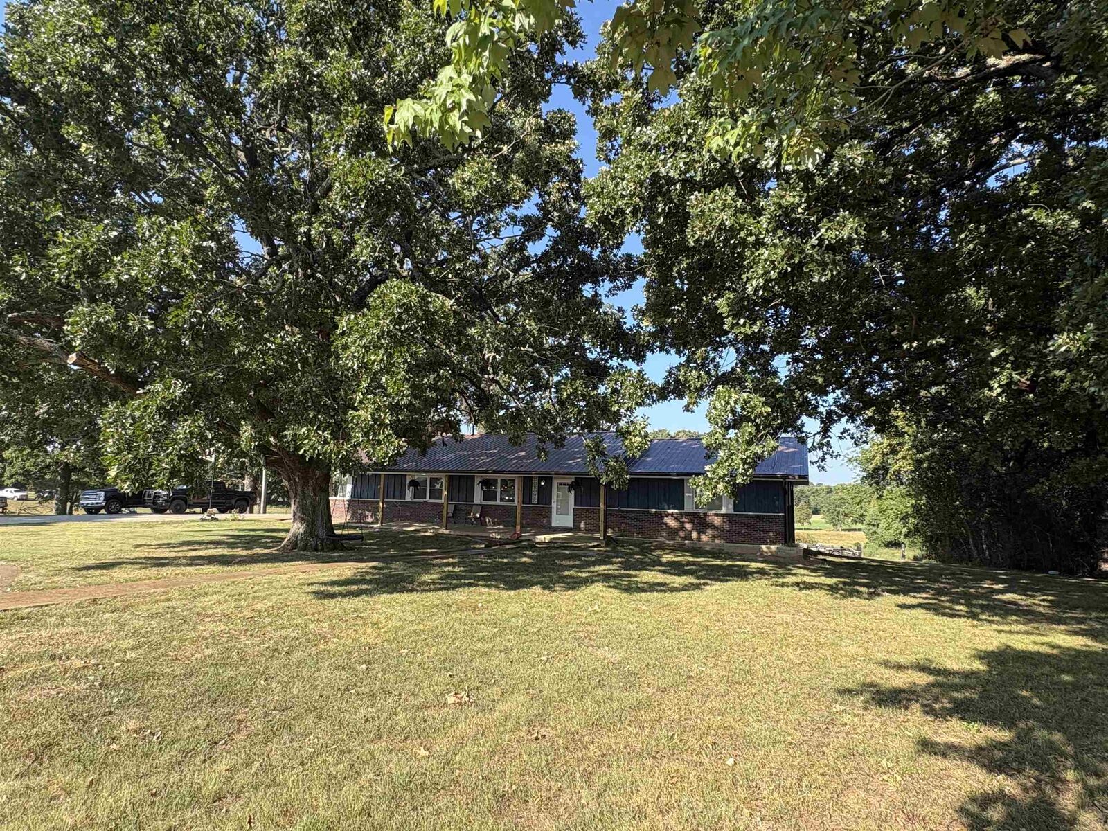 Property Photo:  621 US-62  AR 72513 